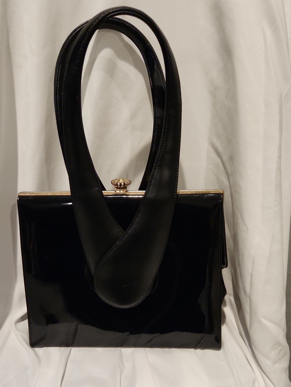Vintage 1960s Bags by François of California Black Patent Structured Handbag Pin
